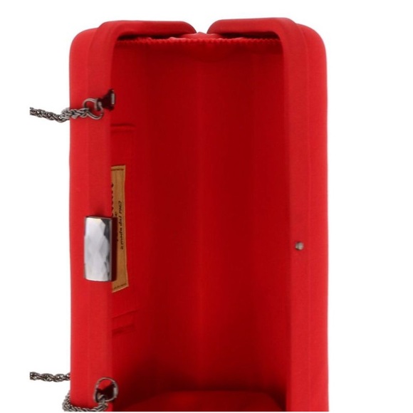 Red Clutch BRAND NEW in Original Packaging - Picture 3 of 3